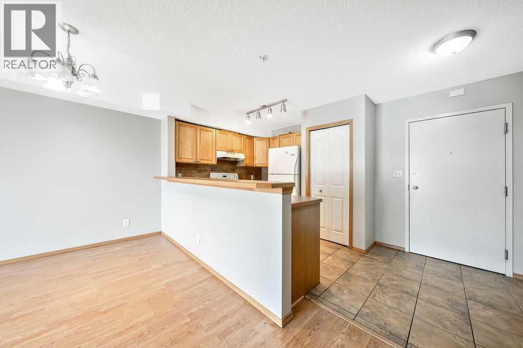 103, 92 Saddletree Court NE, Calgary, Alberta  T3J 0K9 - Photo 3 - A2283161