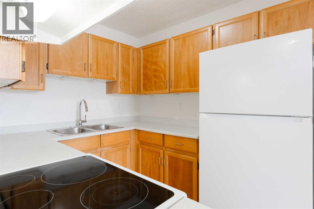 23, 420 Grier Avenue NE, Calgary, Alberta  T2K 5X6 - Photo 12 - A2297557