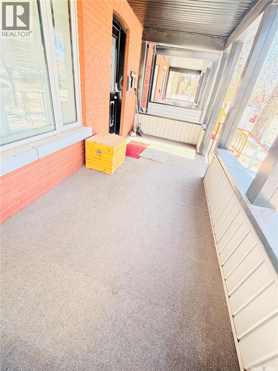 2119 Lorne Street, Regina, Saskatchewan  S4P 2M6 - Photo 3 - SK033481