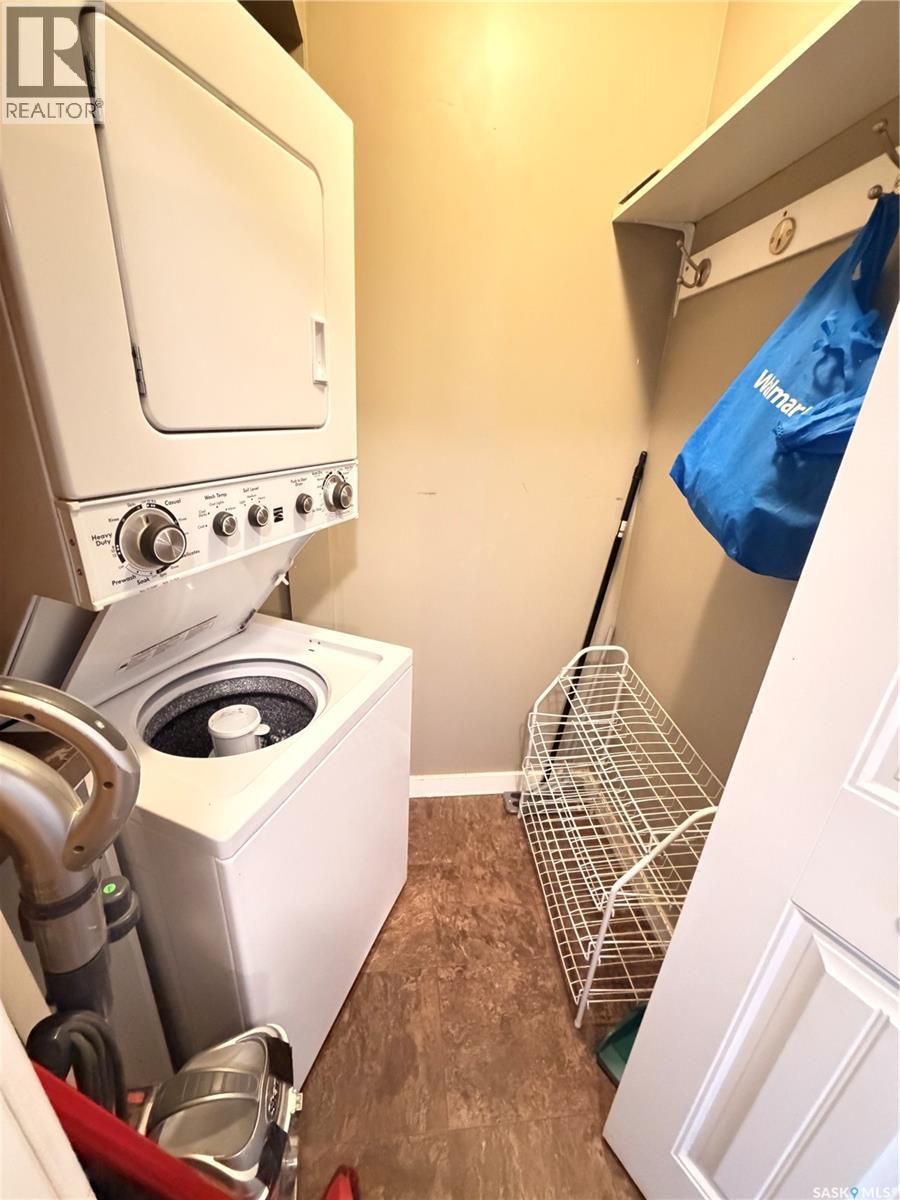 2119 Lorne Street, Regina, Saskatchewan  S4P 2M6 - Photo 8 - SK033481