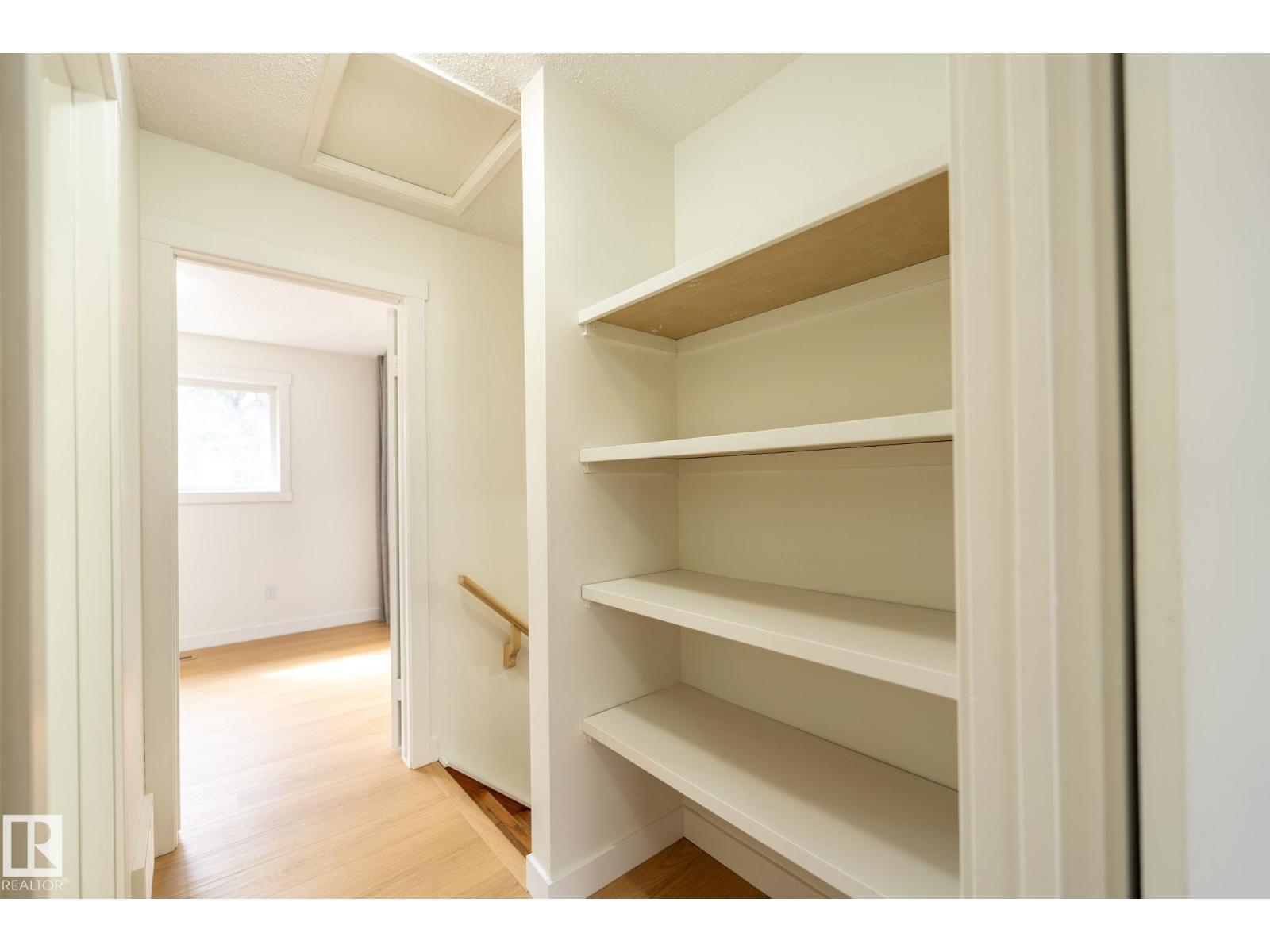 744 Saddleback Rd Nw, Edmonton, Alberta  T6J 5E6 - Photo 14 - E4483680