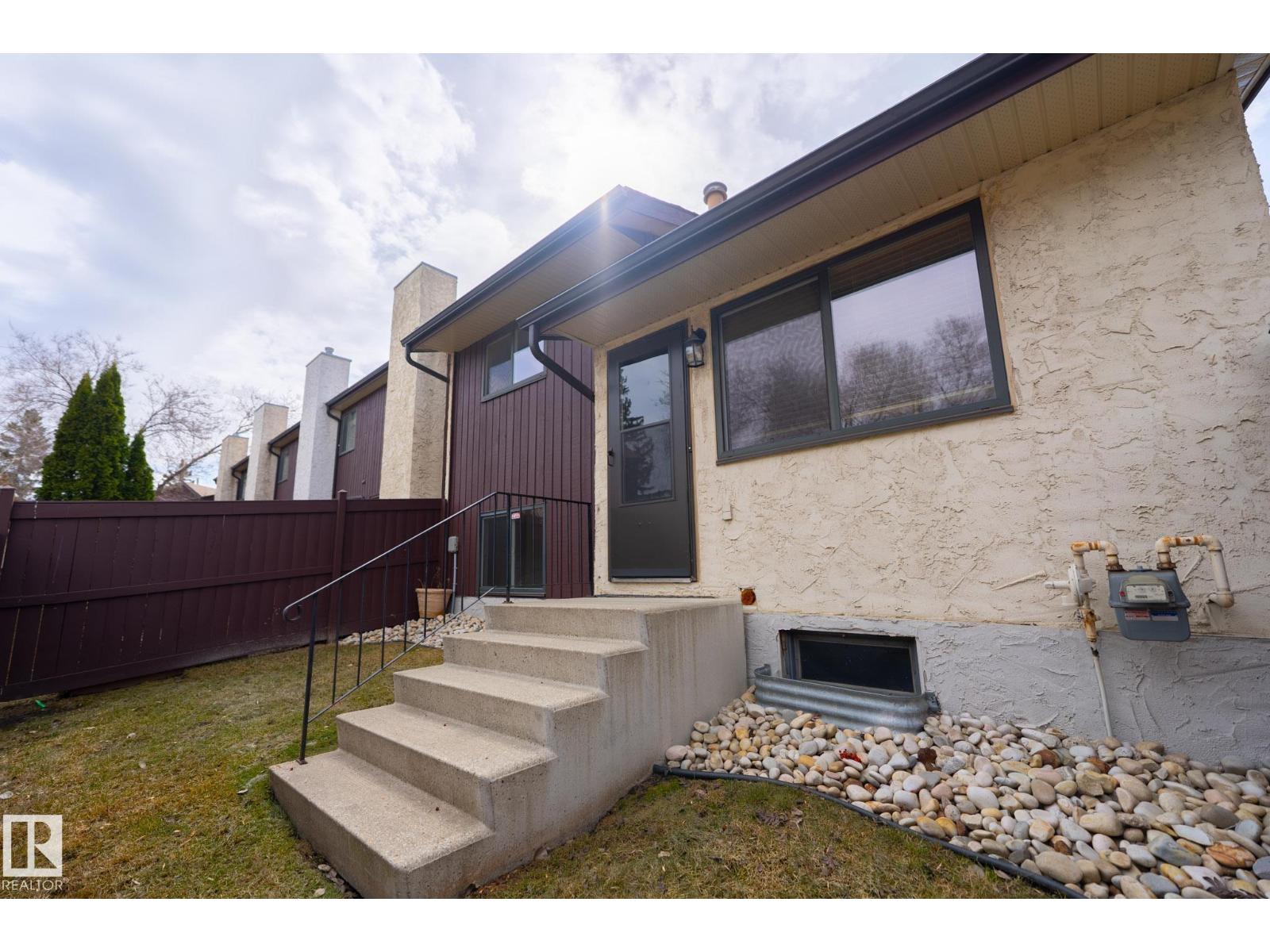 744 Saddleback Rd Nw, Edmonton, Alberta  T6J 5E6 - Photo 33 - E4483680