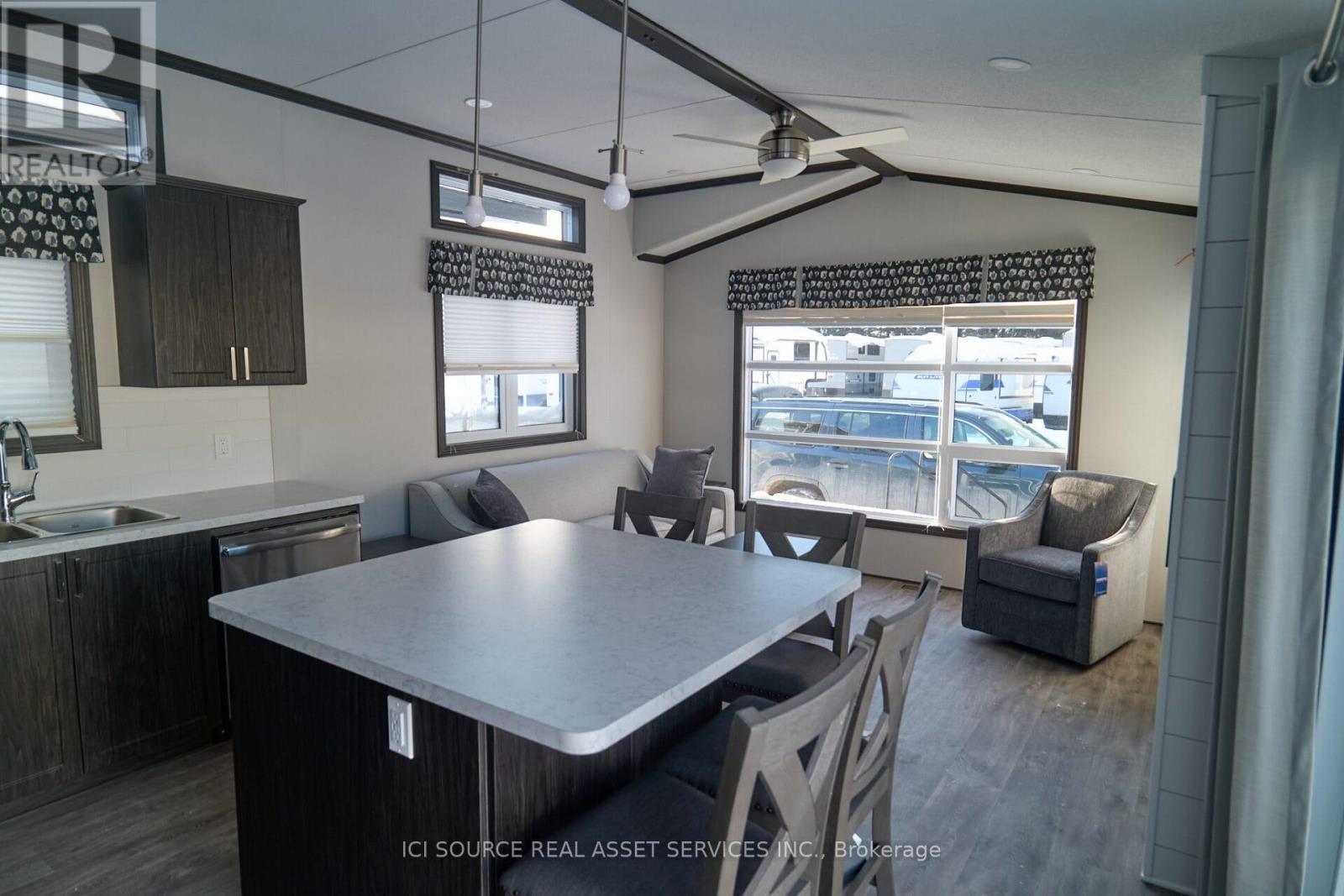 Anchor - 5007 Highway 21, Saugeen Shores, Ontario  N0H 2C5 - Photo 2 - X13033802