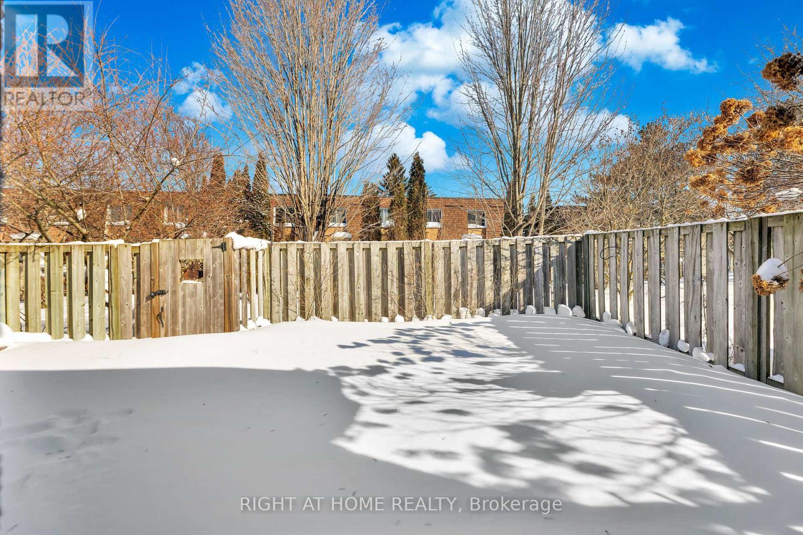 3 - 104 Woodlawn Road E, Guelph, Ontario  N1E 1B7 - Photo 31 - X13033820