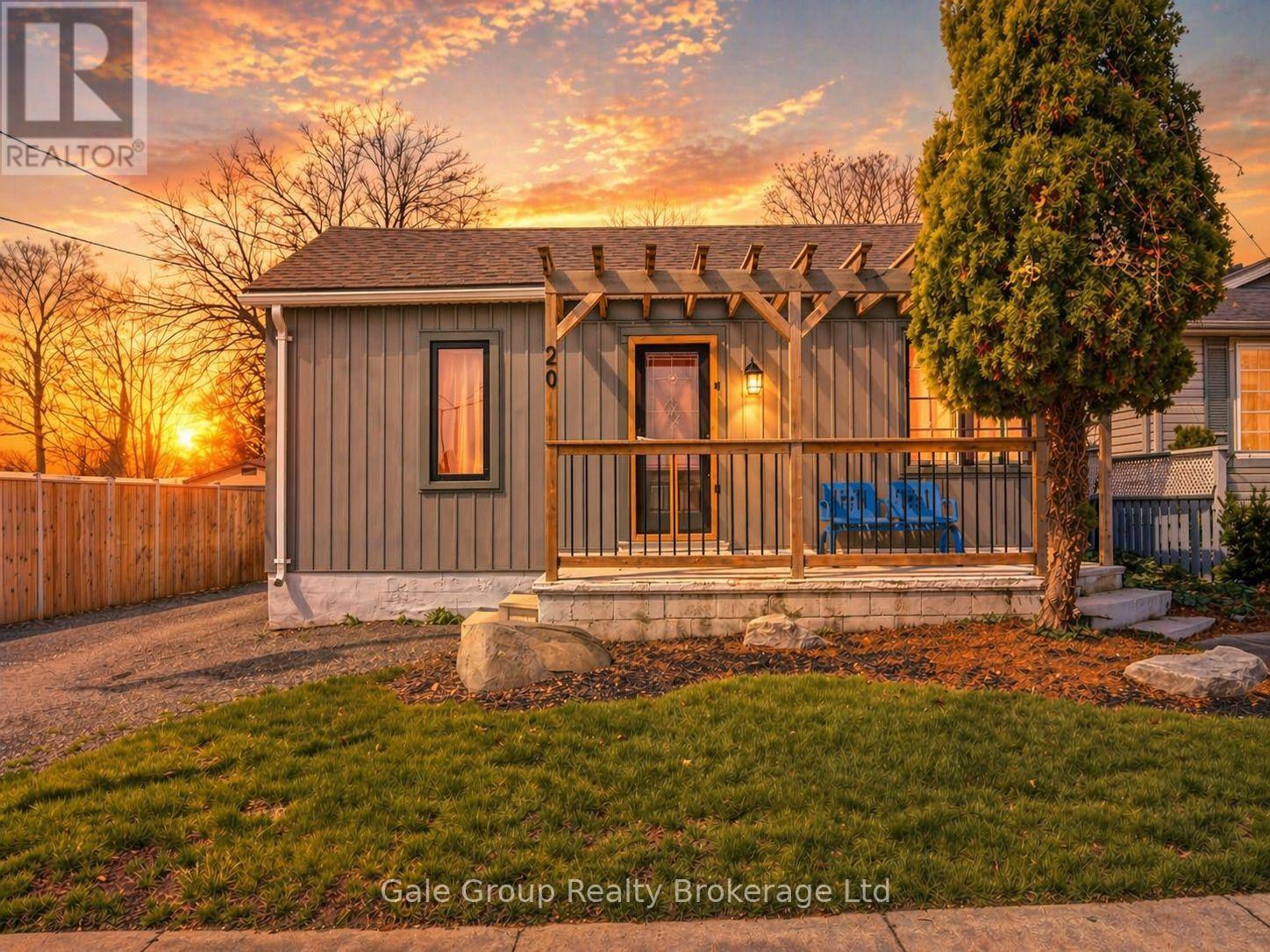 20 Teeple Street, Woodstock, Ontario  N4S 3Y7 - Photo 2 - X12709366