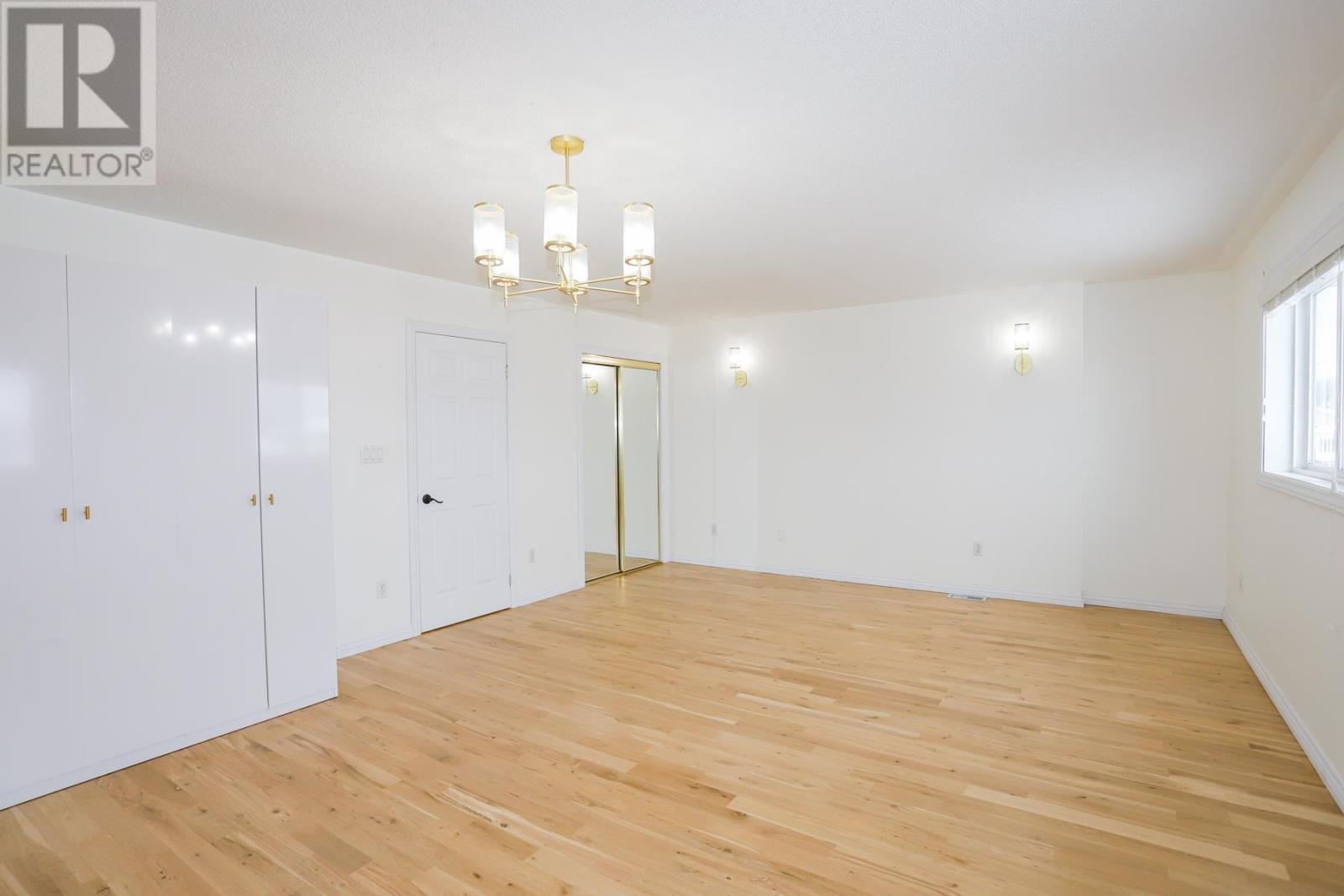 967 Lake St, Sault Ste. Marie, Ontario  P6B 6C9 - Photo 28 - SM260410