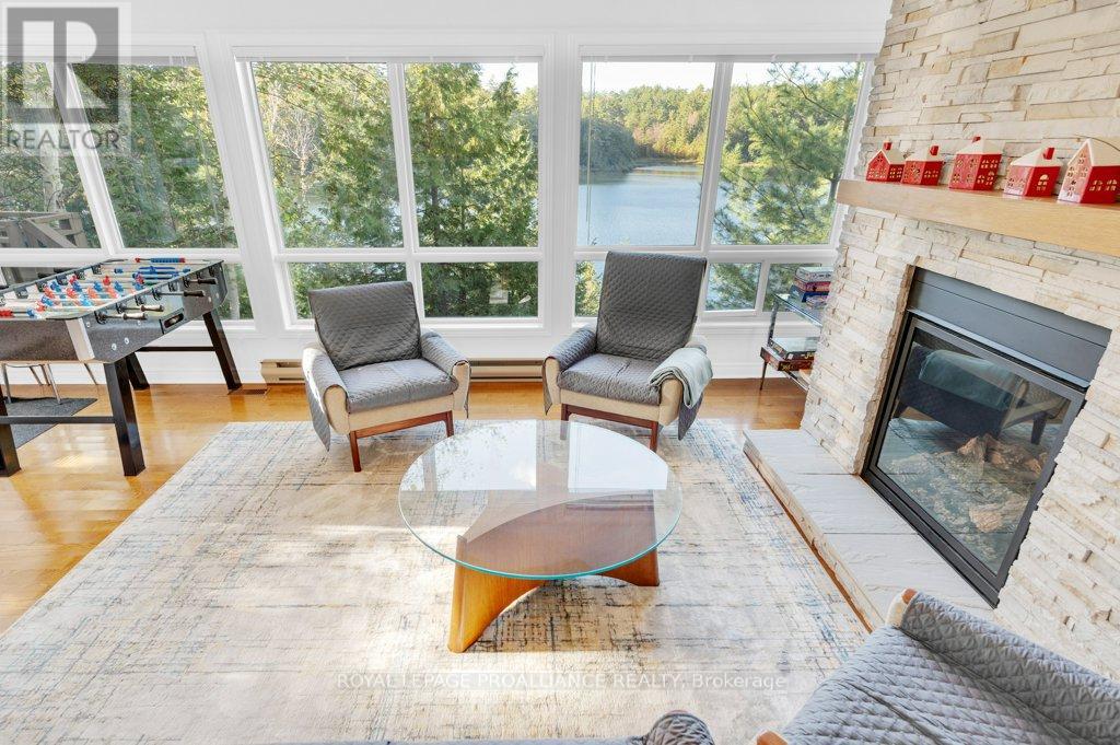 1018c Leisure Lane, Frontenac (Frontenac North), Ontario  K0H 1K0 - Photo 19 - X12991630
