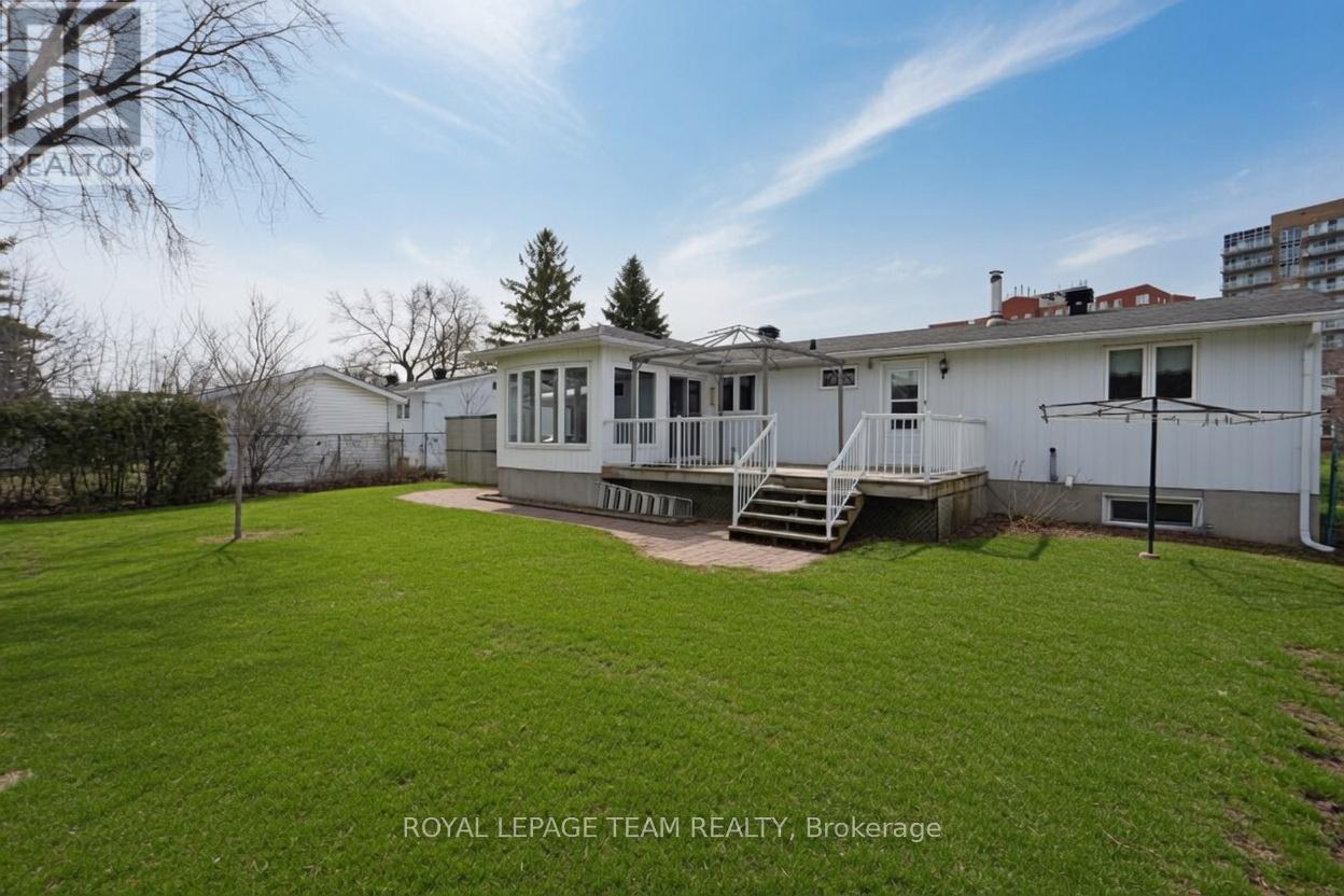 15 Overlake Drive, Ottawa, Ontario  K2E 5V2 - Photo 37 - X12920036