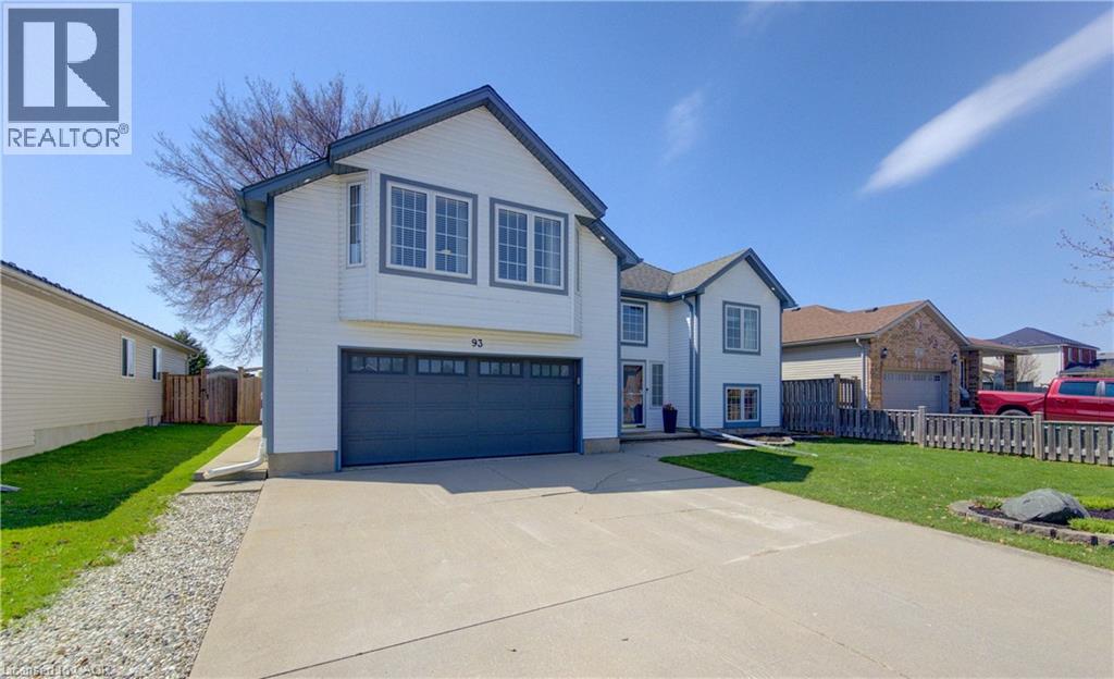 93 Lawrence Street, Wellesley, Ontario  N0B 2T0 - Photo 2 - 40820966