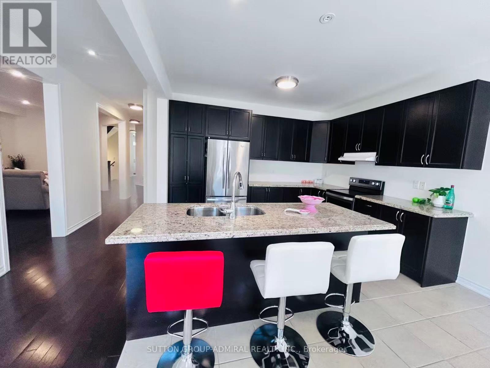 81 Livante Court, Markham, Ontario  L6C 1J5 - Photo 13 - N13031326