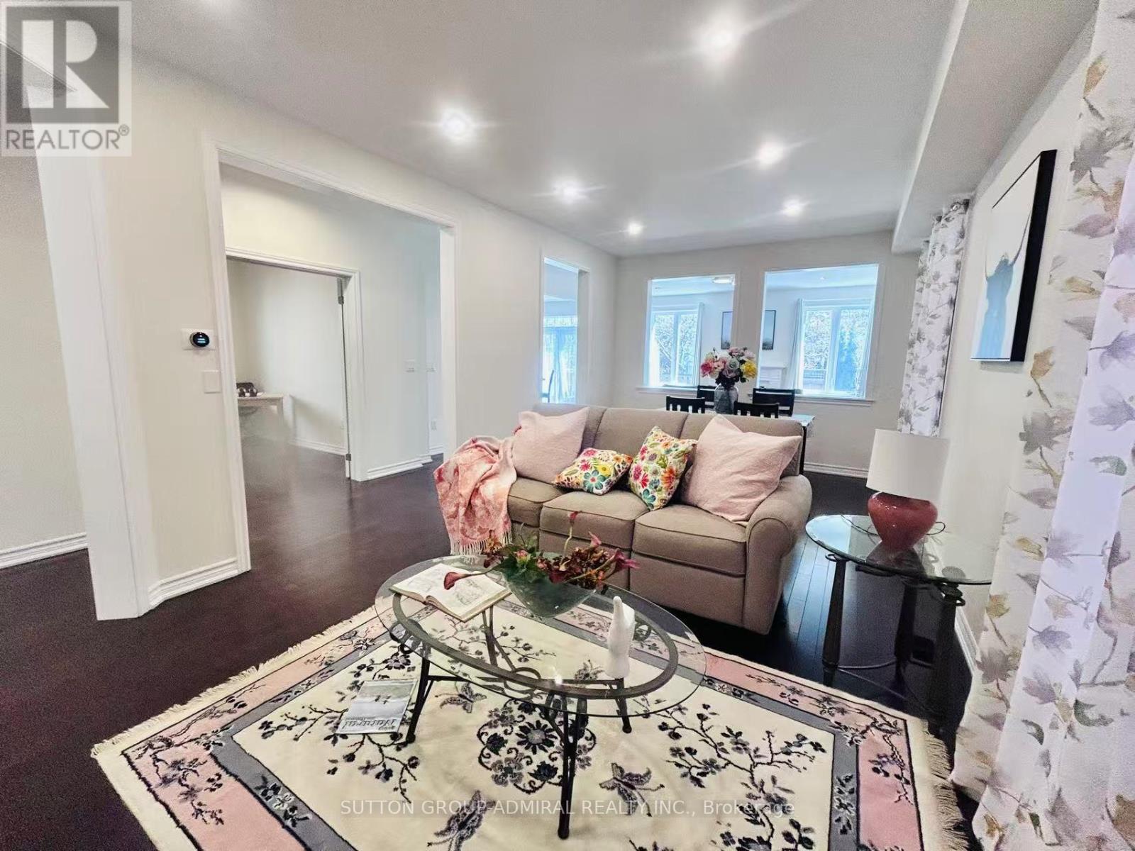 81 Livante Court, Markham, Ontario  L6C 1J5 - Photo 7 - N13031326