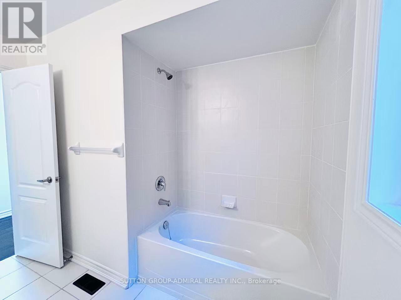 81 Livante Court, Markham, Ontario  L6C 1J5 - Photo 35 - N13031326