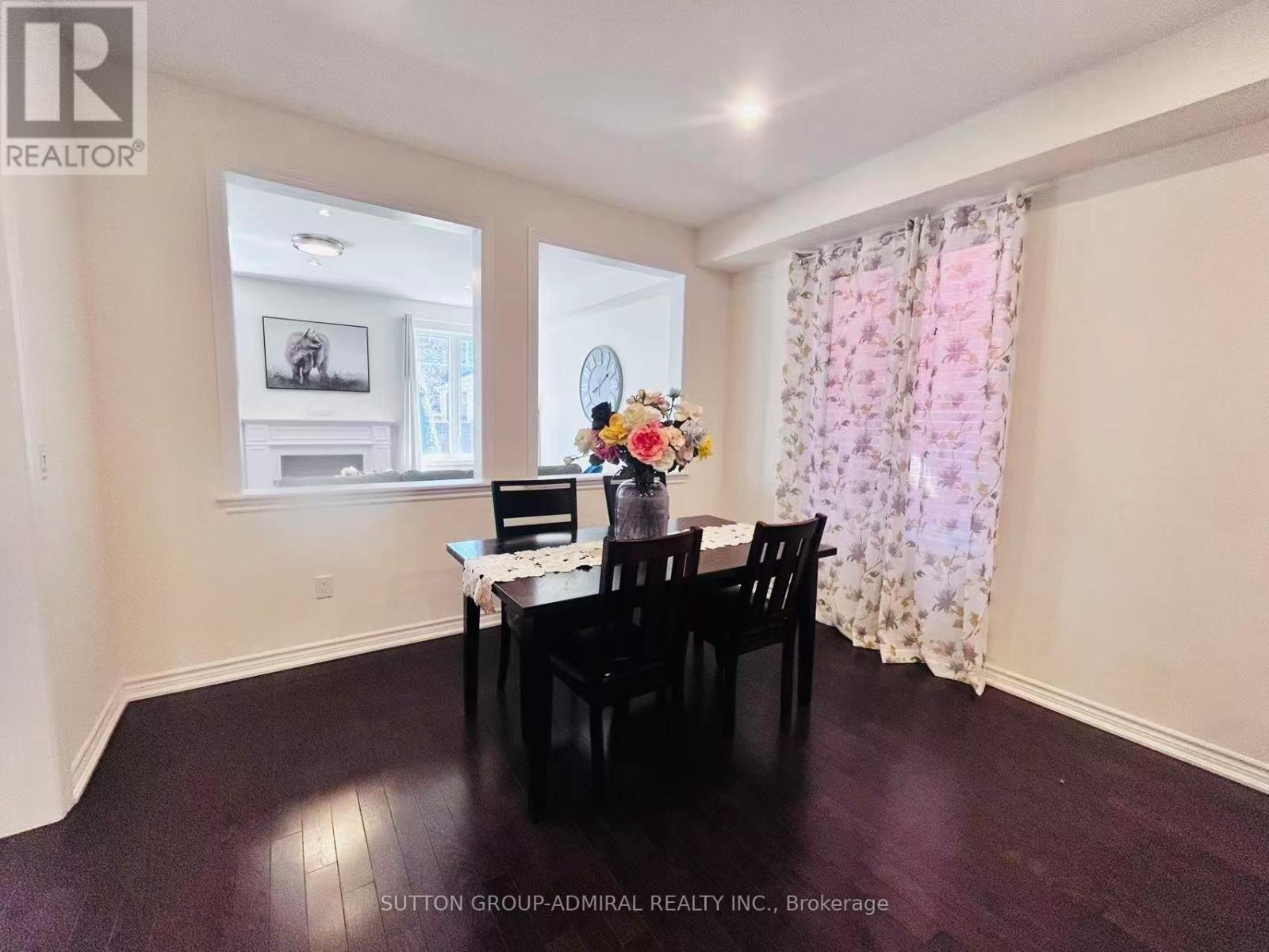 81 Livante Court, Markham, Ontario  L6C 1J5 - Photo 9 - N13031326