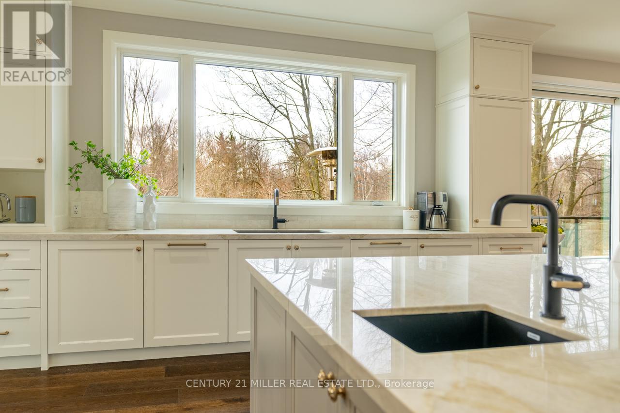 8656 Esquesing Line, Milton, Ontario  L9T 9E2 - Photo 19 - W12902734