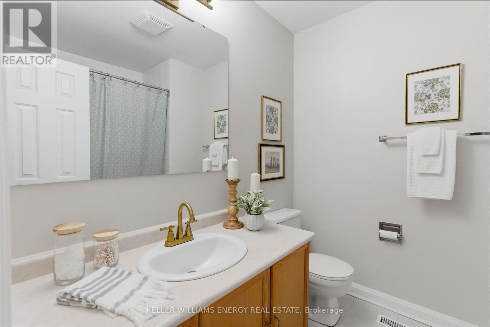 35 Teddington Crescent, Whitby, Ontario L1R 1S5 - Photo 10 - E13033866