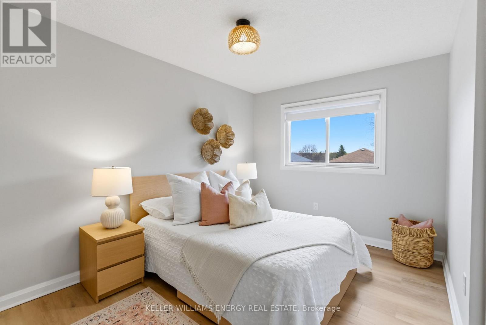 35 Teddington Crescent, Whitby, Ontario L1R 1S5 - Photo 11 - E13033866