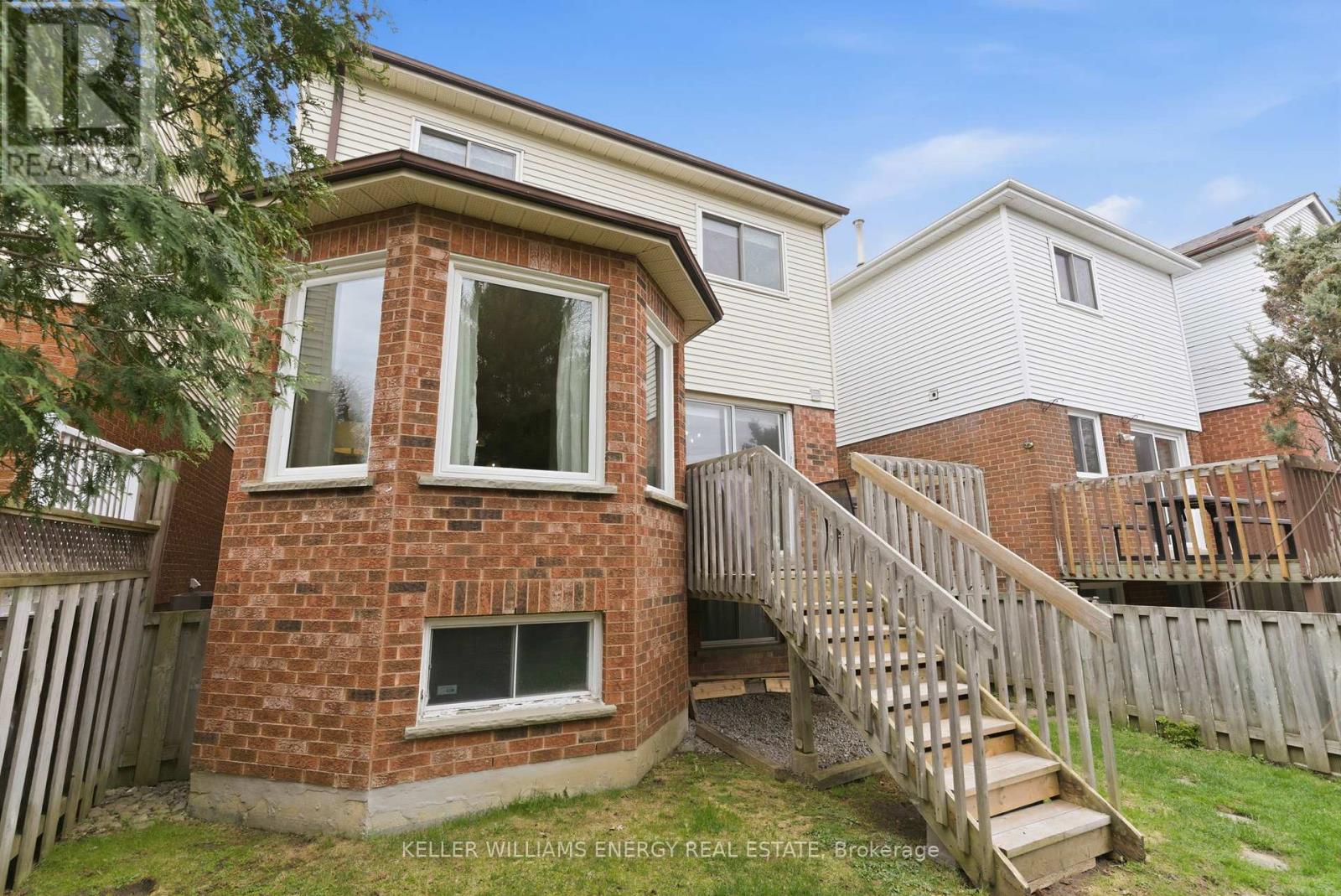 35 Teddington Crescent, Whitby, Ontario L1R 1S5 - Photo 27 - E13033866