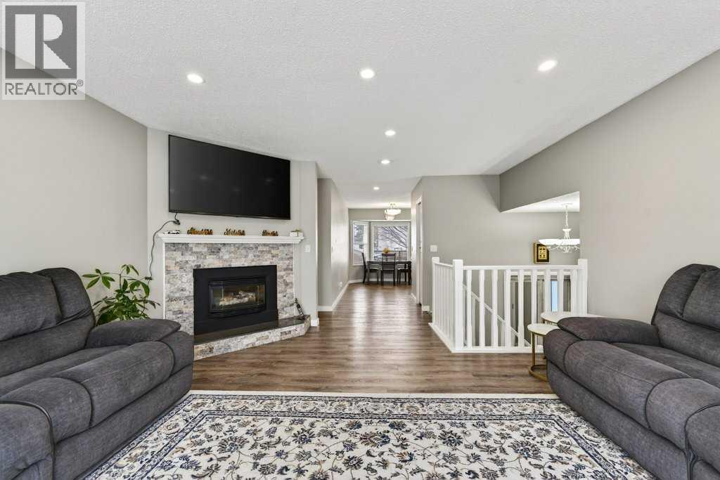 96 Templehill Drive NE, Calgary, Alberta  T1Y 4C3 - Photo 10 - A2298994