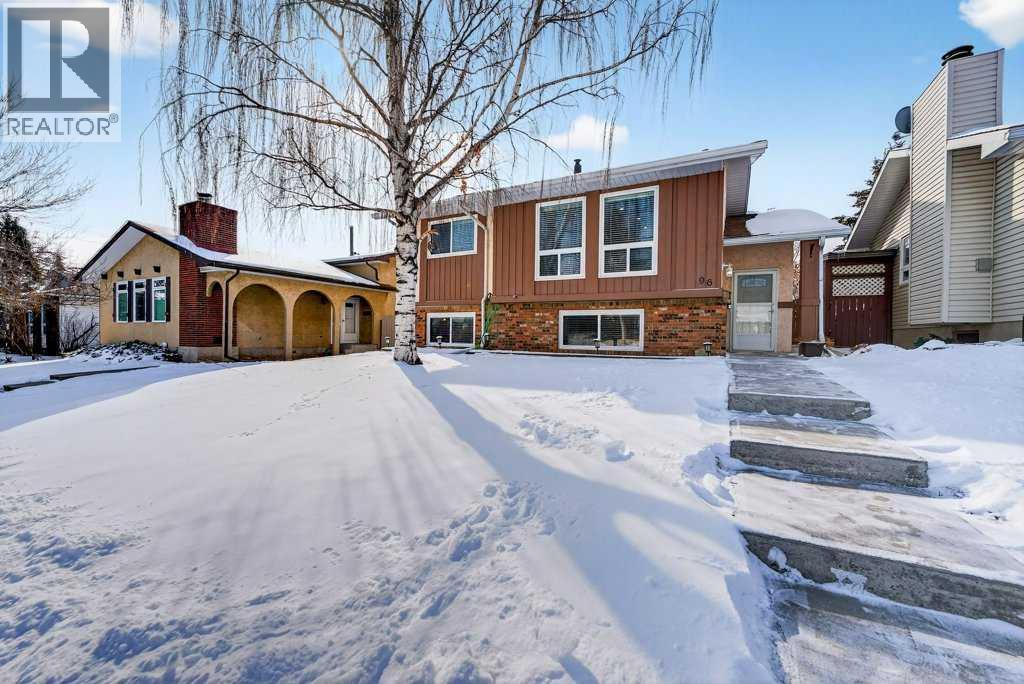 96 Templehill Drive NE, Calgary, Alberta  T1Y 4C3 - Photo 2 - A2298994