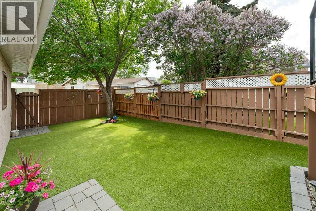 96 Templehill Drive NE, Calgary, Alberta  T1Y 4C3 - Photo 36 - A2298994