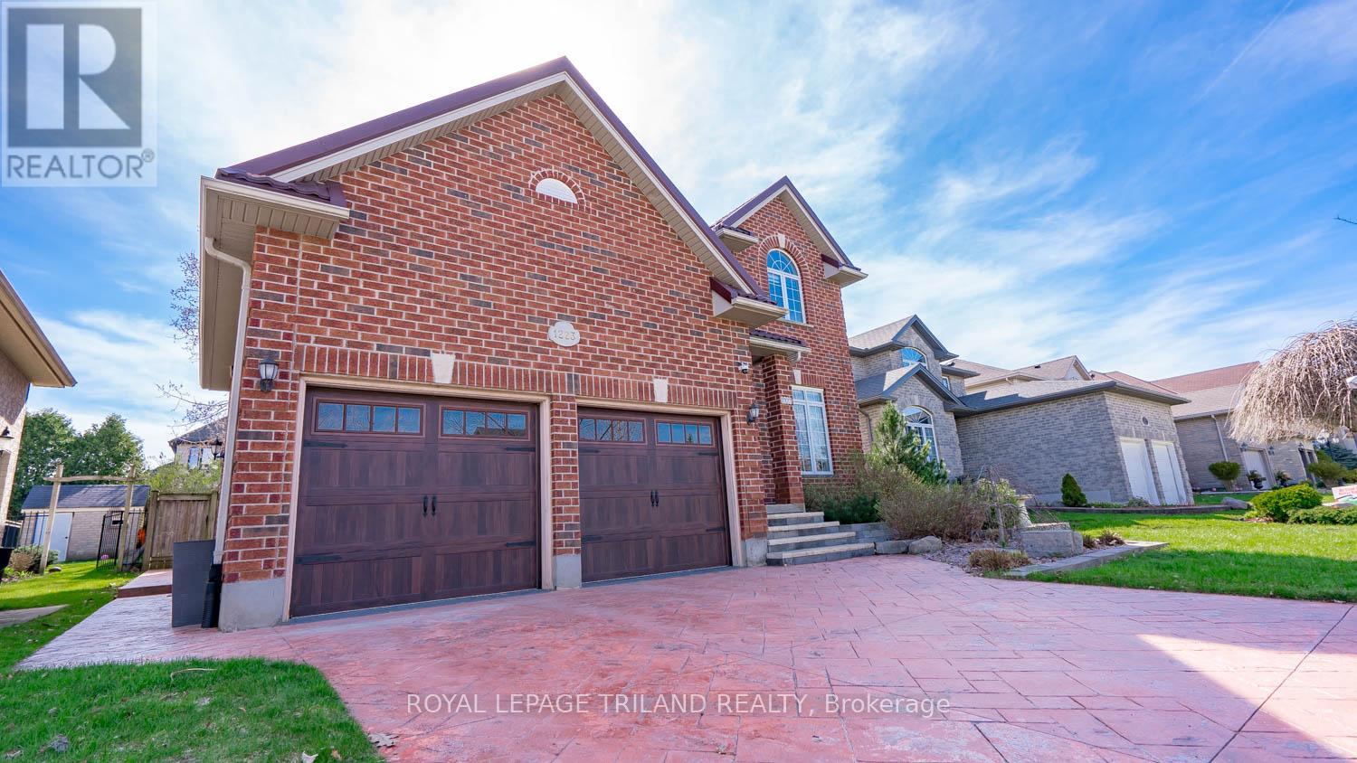 1223 Thornley Street, London South, Ontario  N6K 4V3 - Photo 3 - X13033864