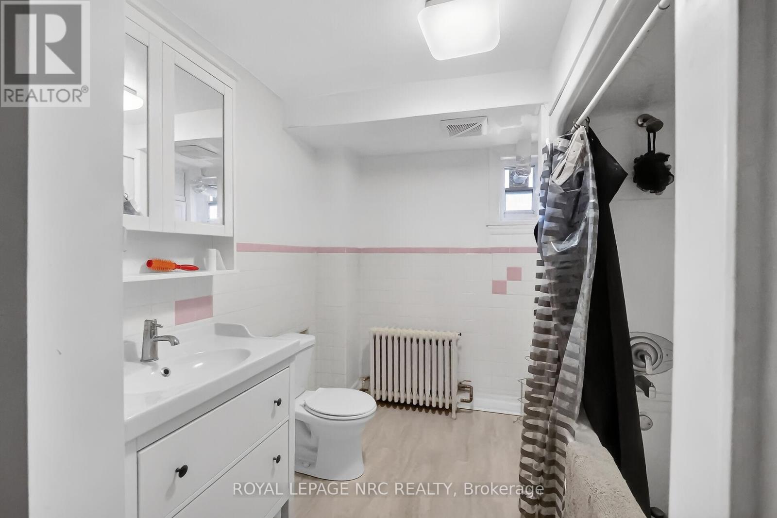 13 Albert Street W, Thorold, Ontario  L2V 2E9 - Photo 35 - X13033828