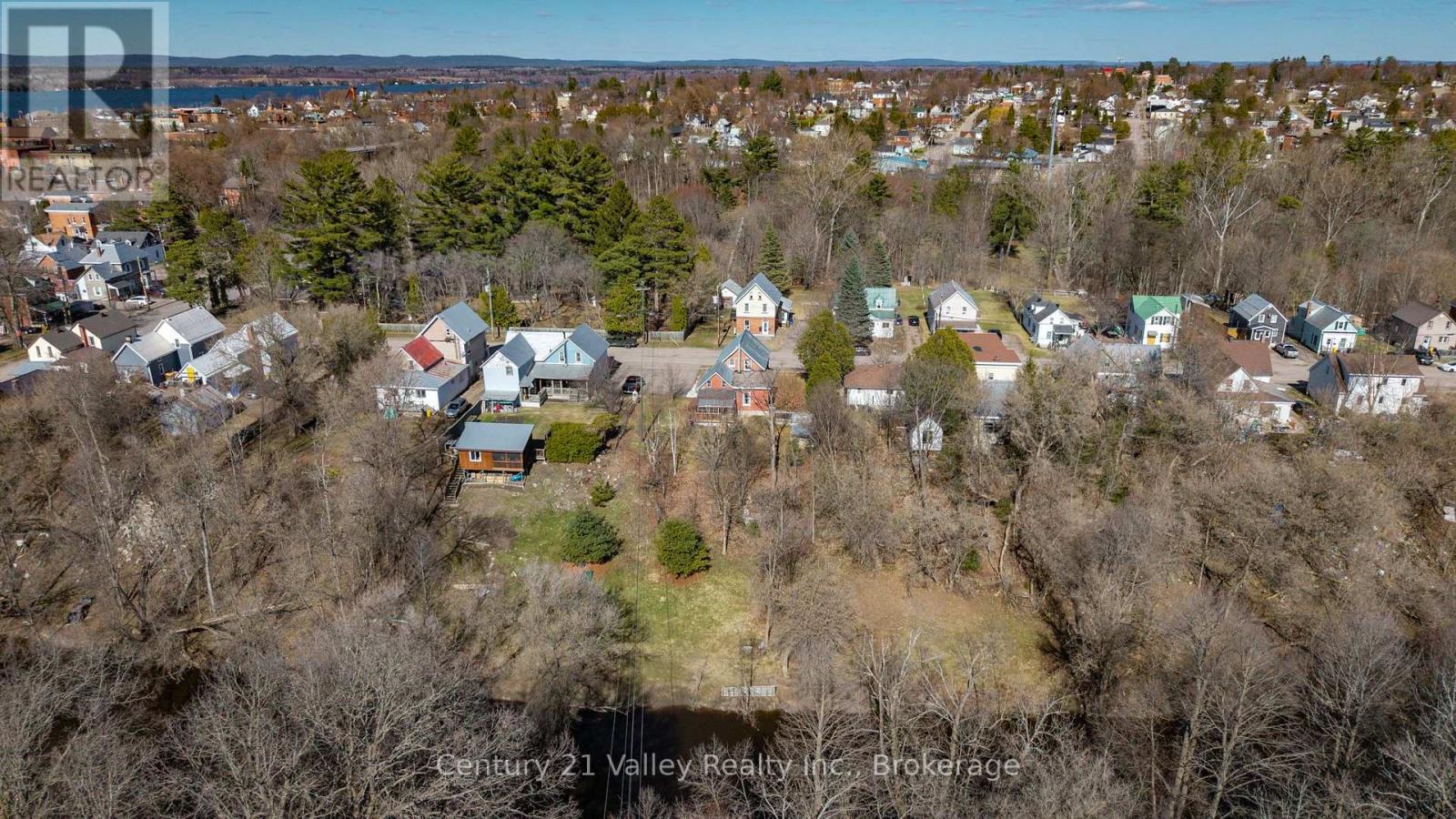 442 Moffat Street, Pembroke, Ontario  K8A 3Y1 - Photo 4 - X13033838