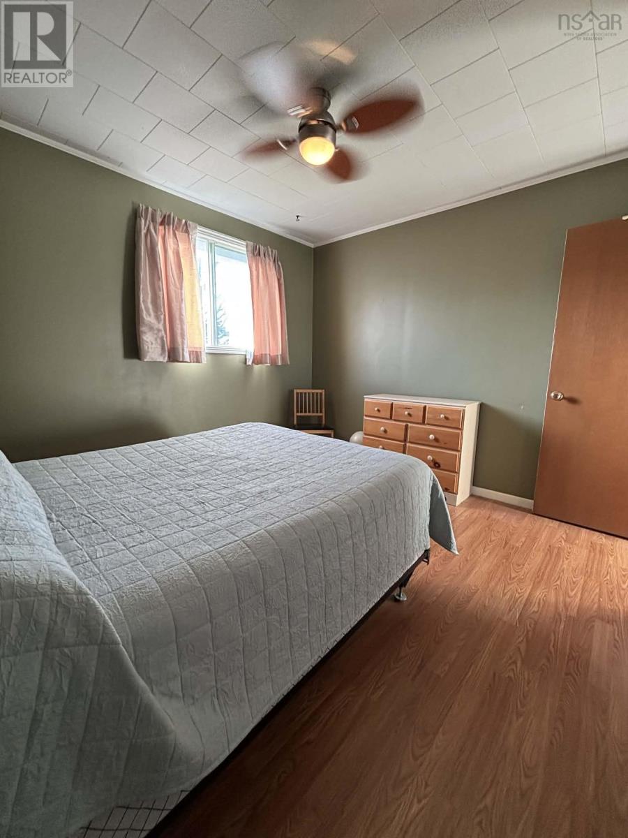 240 Pleasant Street, Yarmouth, Nova Scotia  B5A 2K4 - Photo 19 - 202608317