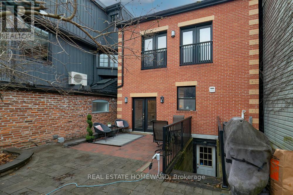 136 Spruce Street, Toronto, Ontario  M5A 2J5 - Photo 26 - C12999310