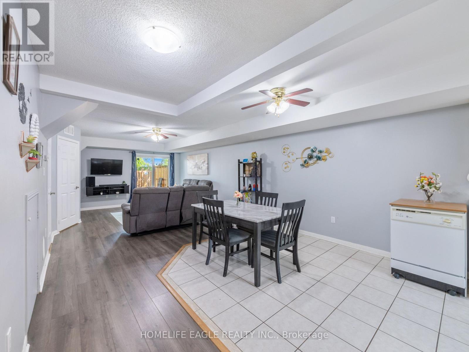 13 - 235 Ferndale Drive S, Barrie, Ontario  L4N 0T6 - Photo 3 - S13033860