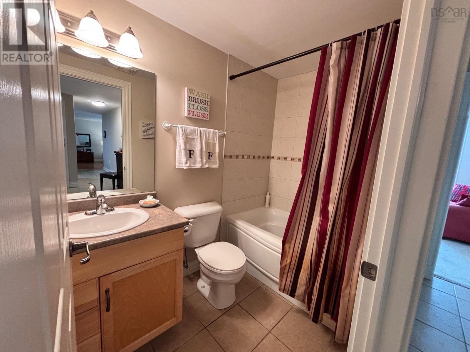 Suite 105 476 Main  Condo Corp 22, Unit 3, Level 1 Street, Mahone Bay, Nova Scotia  B0J 2E0 - Photo 21 - 202518981