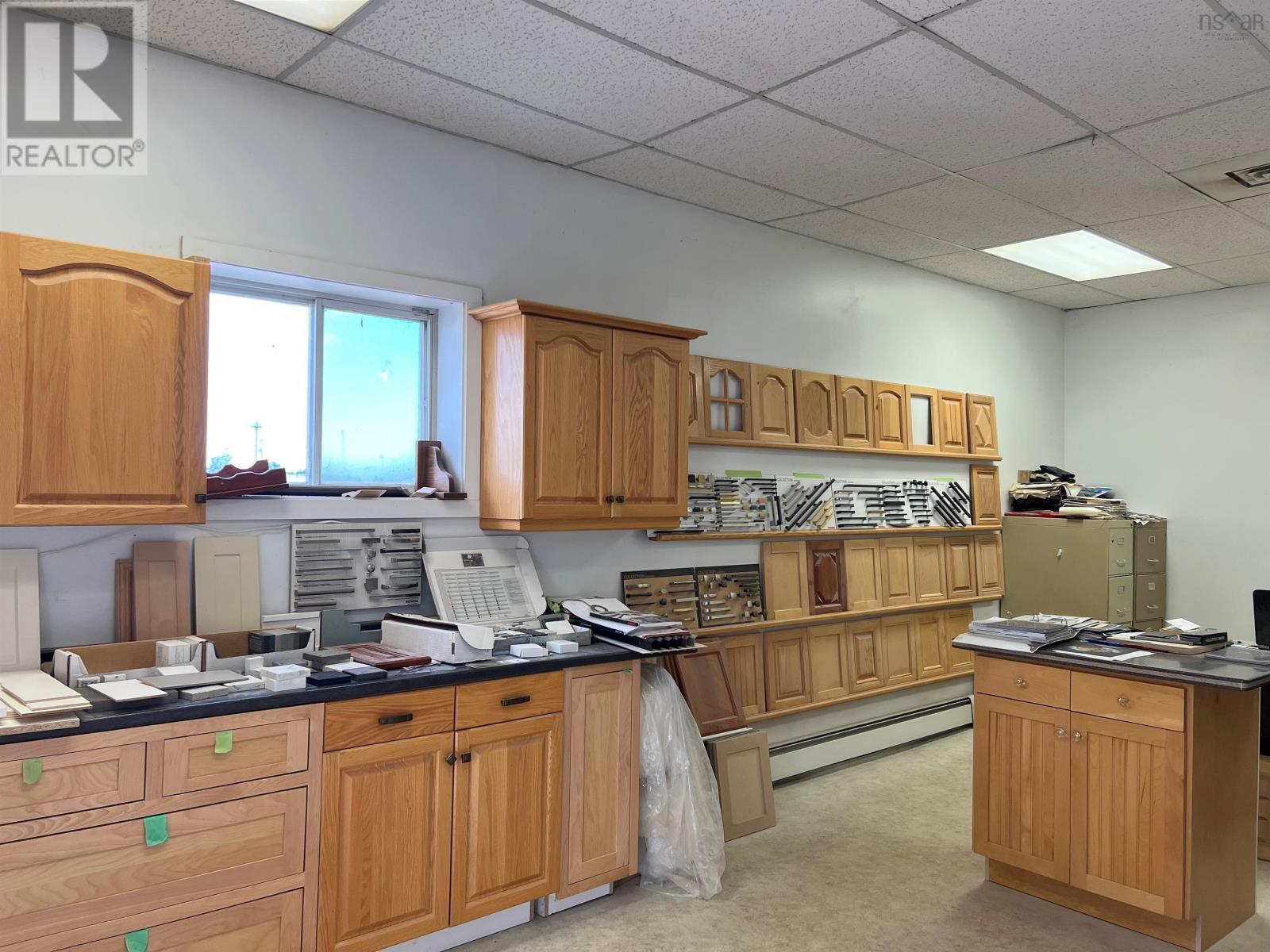 32 Railway Street, Truro, Nova Scotia  B2N 2H3 - Photo 5 - 202521370