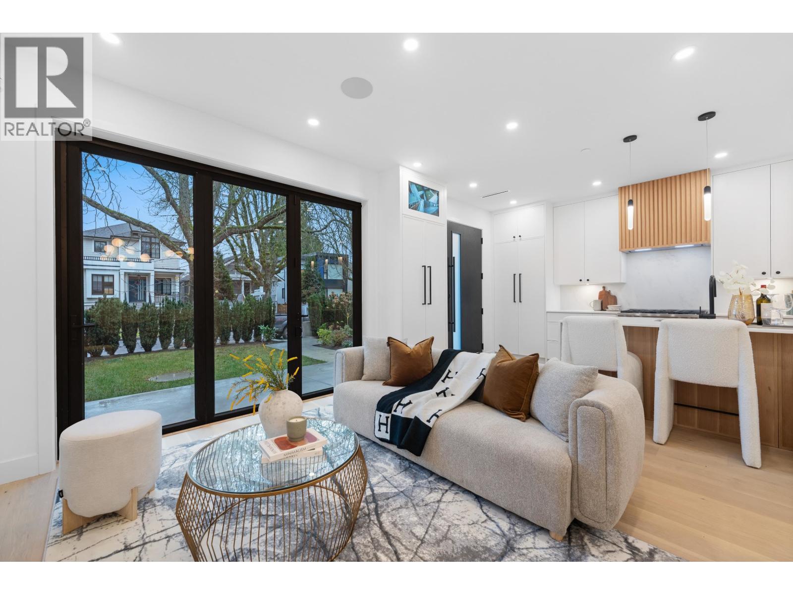 1 2846 W 12th Avenue, Vancouver, British Columbia  V6K 2P9 - Photo 5 - R3098098