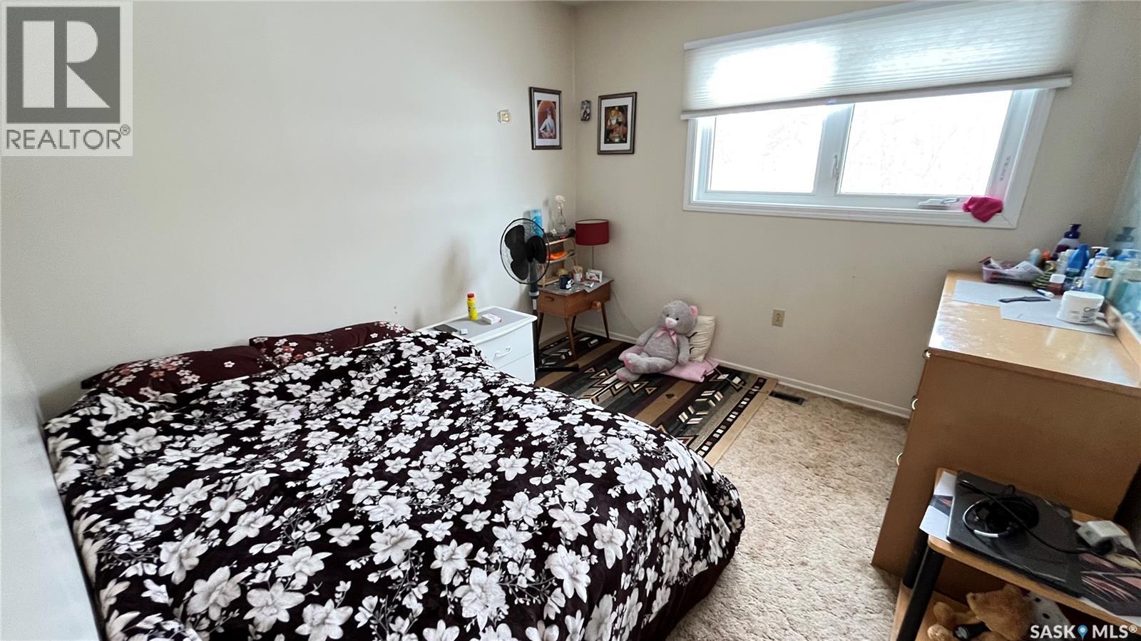 209 Hood Street, Maple Creek, Saskatchewan  S0N 1N0 - Photo 21 - SK033188