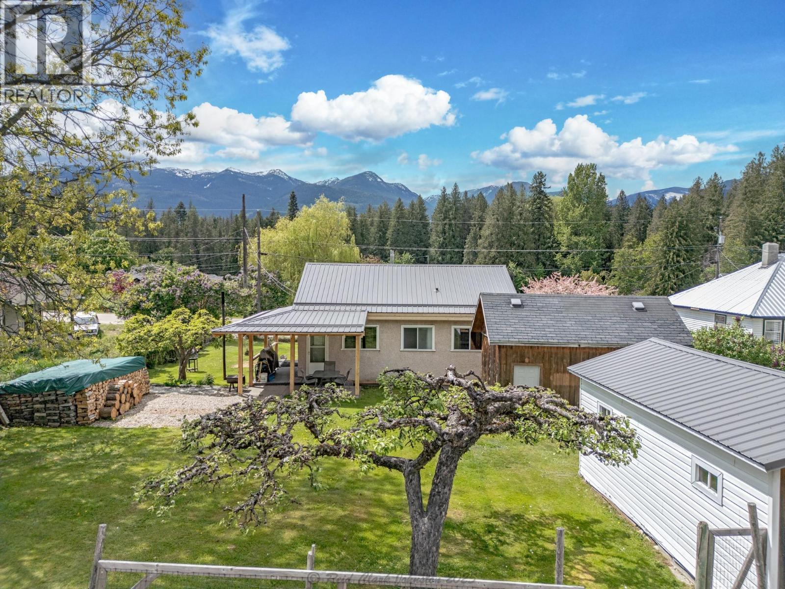 1610 Eastman Avenue, Riondel, British Columbia  V0B 2B0 - Photo 26 - 10380830