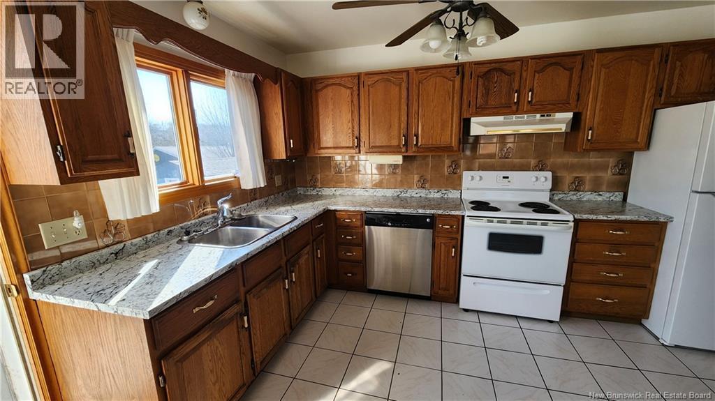 164 Greendale Crescent, Saint John, New Brunswick  E2M 4L6 - Photo 8 - NB137763