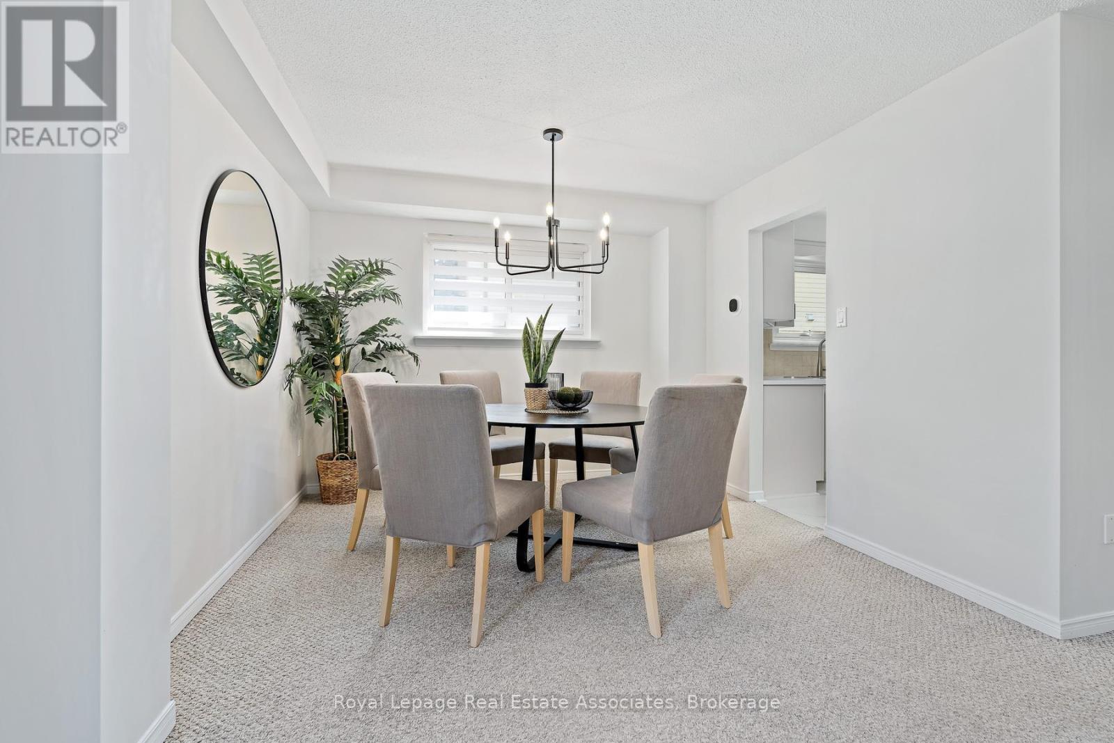 66 Lawndale Crescent, Brampton, Ontario  L6S 3L4 - Photo 13 - W13033842