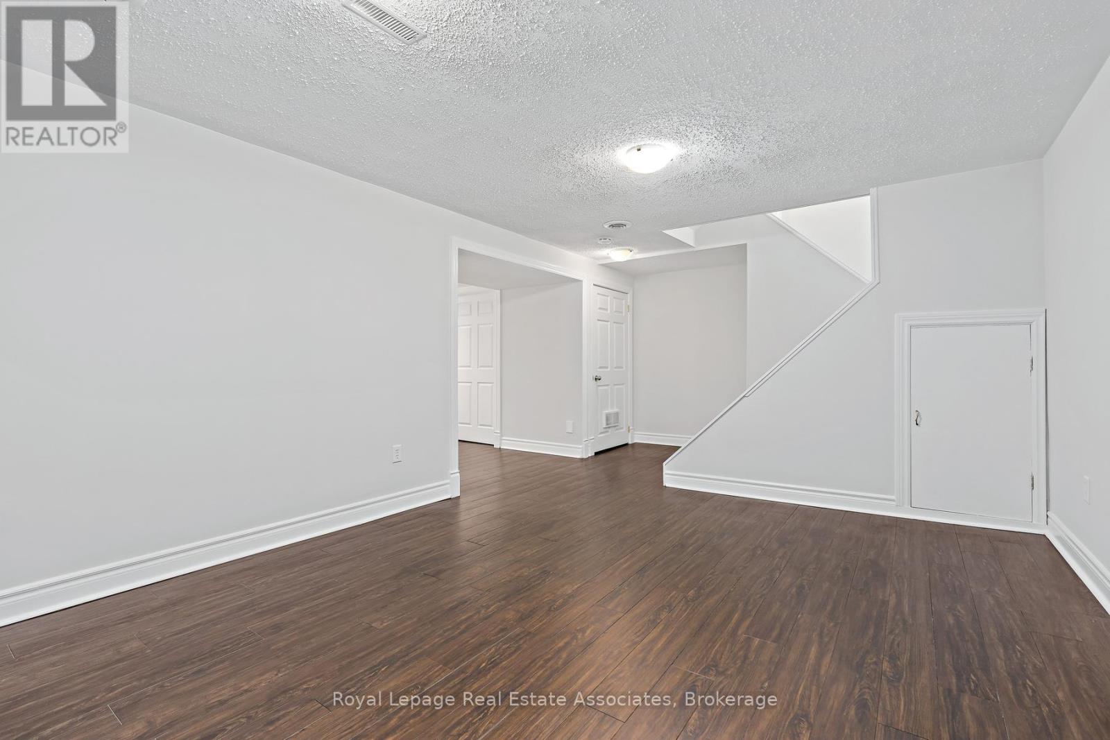 66 Lawndale Crescent, Brampton, Ontario  L6S 3L4 - Photo 31 - W13033842