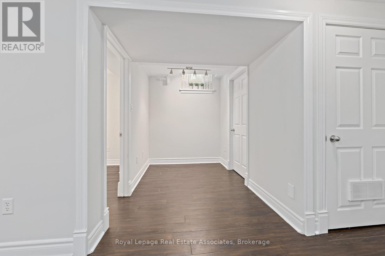 66 Lawndale Crescent, Brampton, Ontario  L6S 3L4 - Photo 32 - W13033842