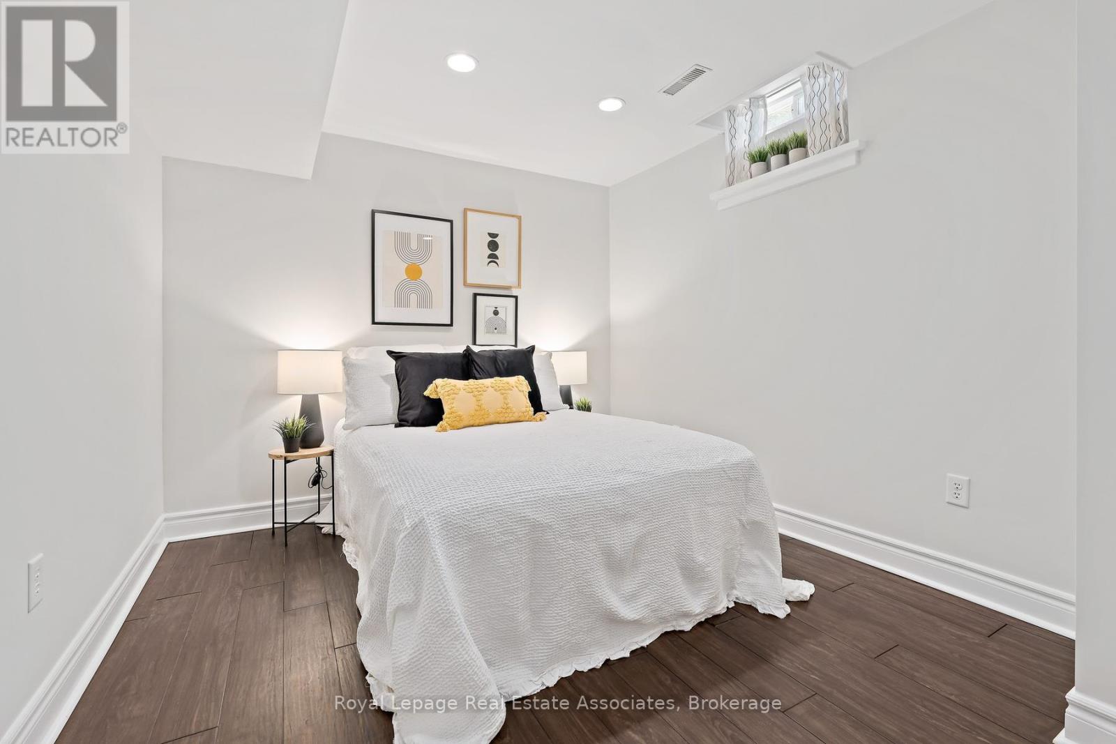 66 Lawndale Crescent, Brampton, Ontario  L6S 3L4 - Photo 33 - W13033842