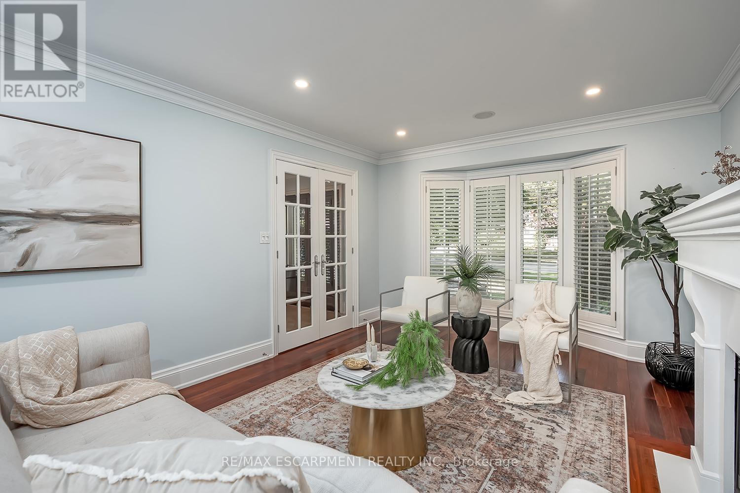 2428 Lakeshore Road, Burlington, Ontario  L7R 1C1 - Photo 9 - W13033868