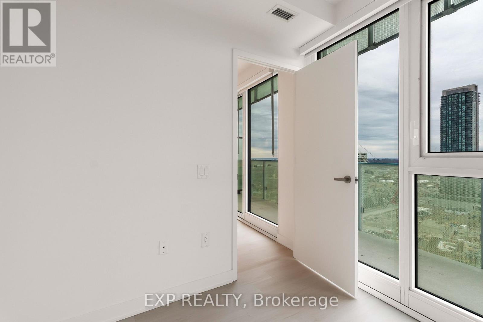 2009 - 3900 Confederation Parkway, Mississauga, Ontario  L5B 0M3 - Photo 16 - W13033878