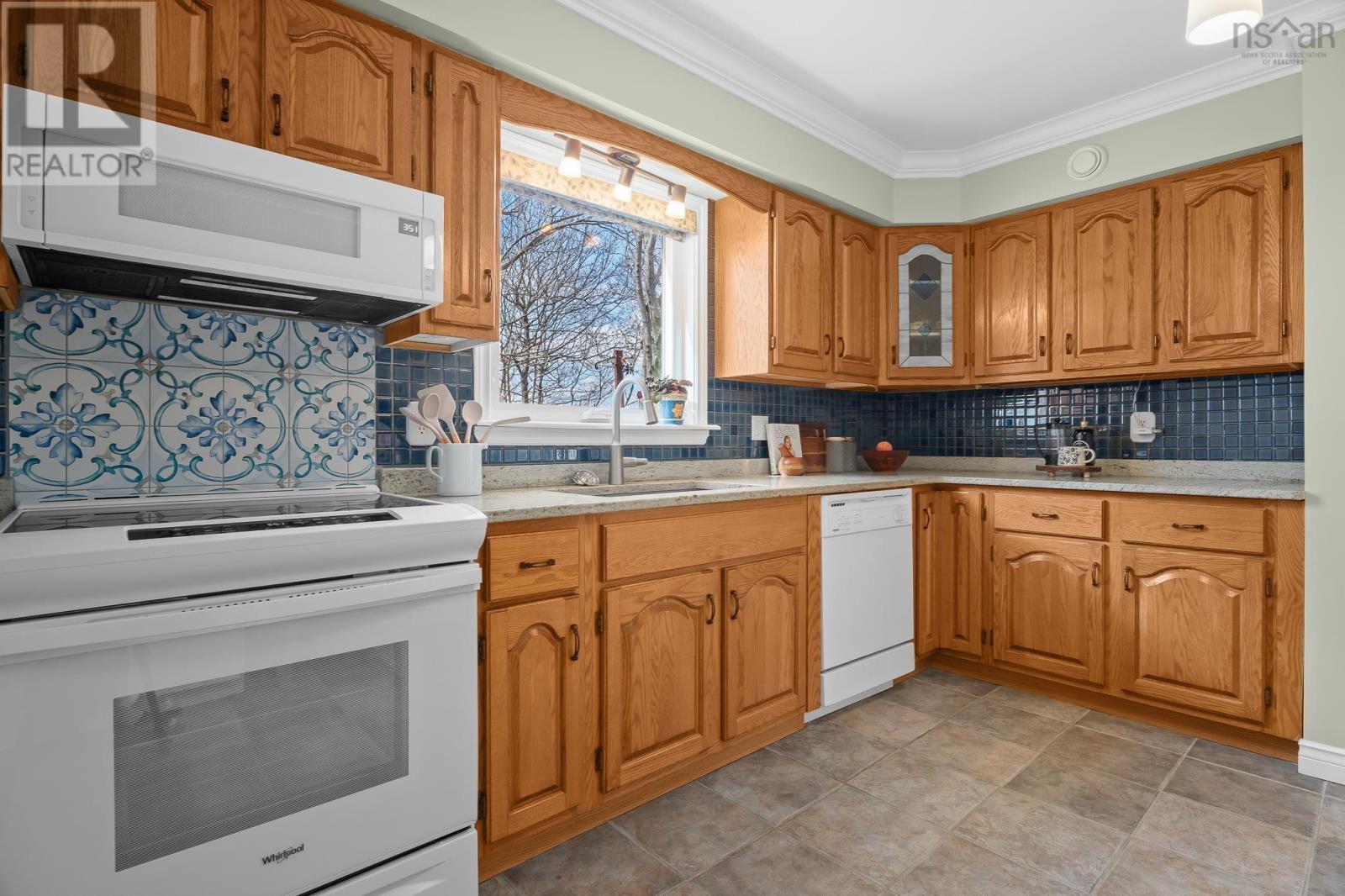 8 Capistrano Drive, Dartmouth, Nova Scotia  B2X 3N4 - Photo 13 - 202607612