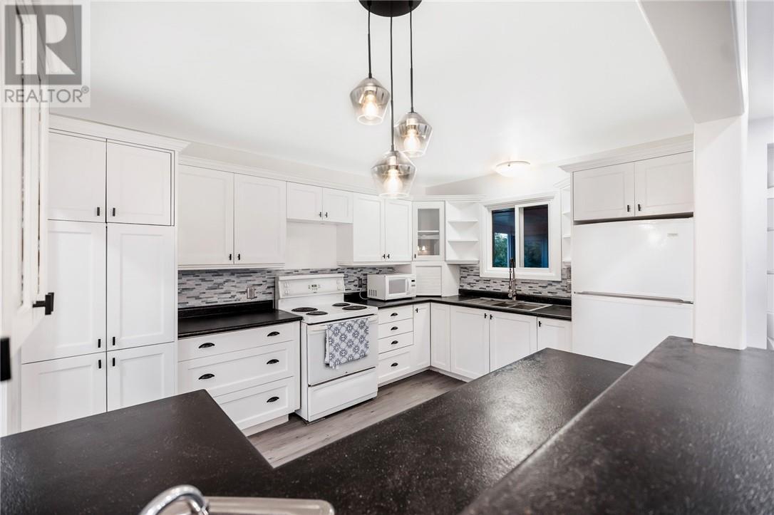 105 Simon Lake Drive, Naughton, Ontario  P0M 2M0 - Photo 19 - 2126295