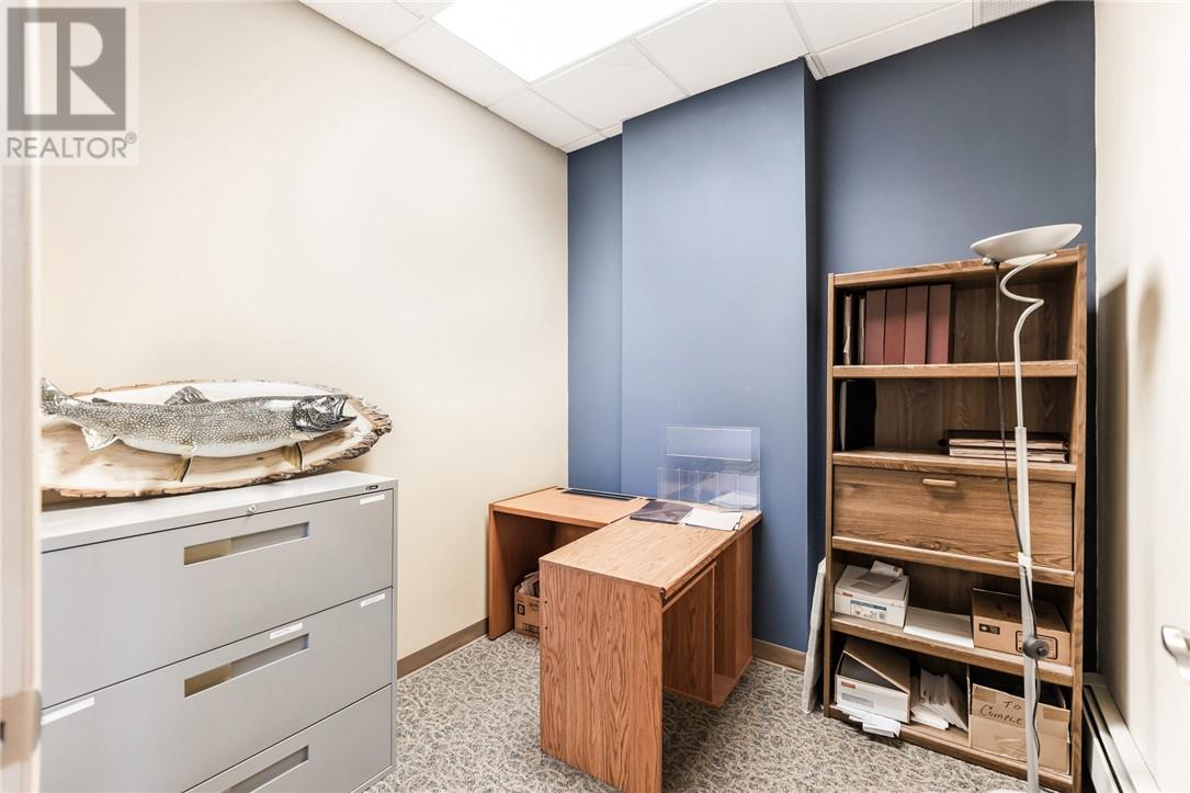 402 Frood Road, Sudbury, Ontario  P3C 4Z8 - Photo 19 - 2126338