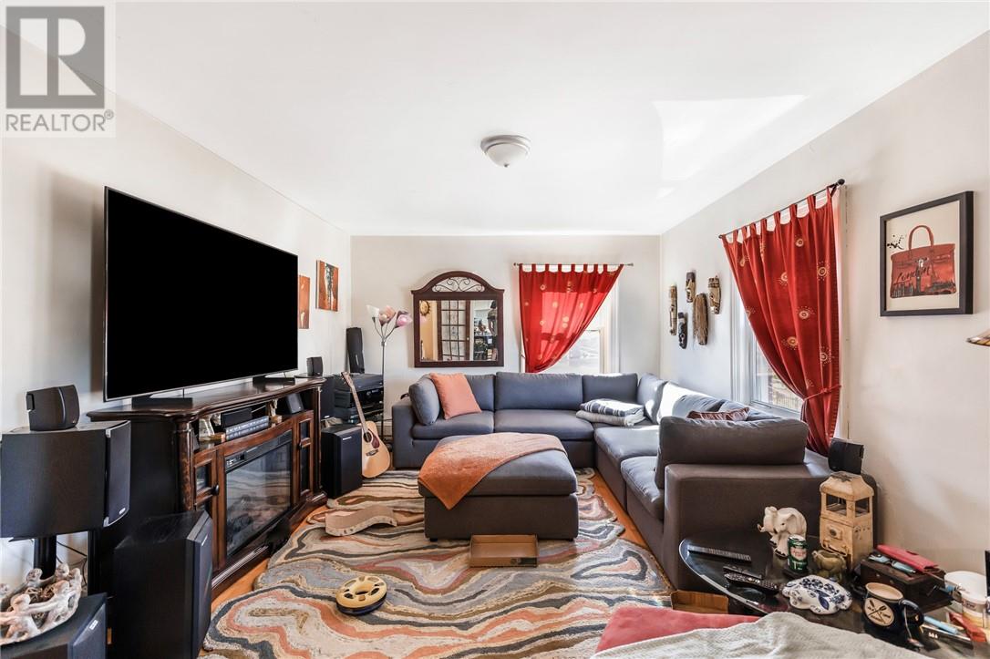 402 Frood Road, Sudbury, Ontario  P3C 4Z8 - Photo 58 - 2126338