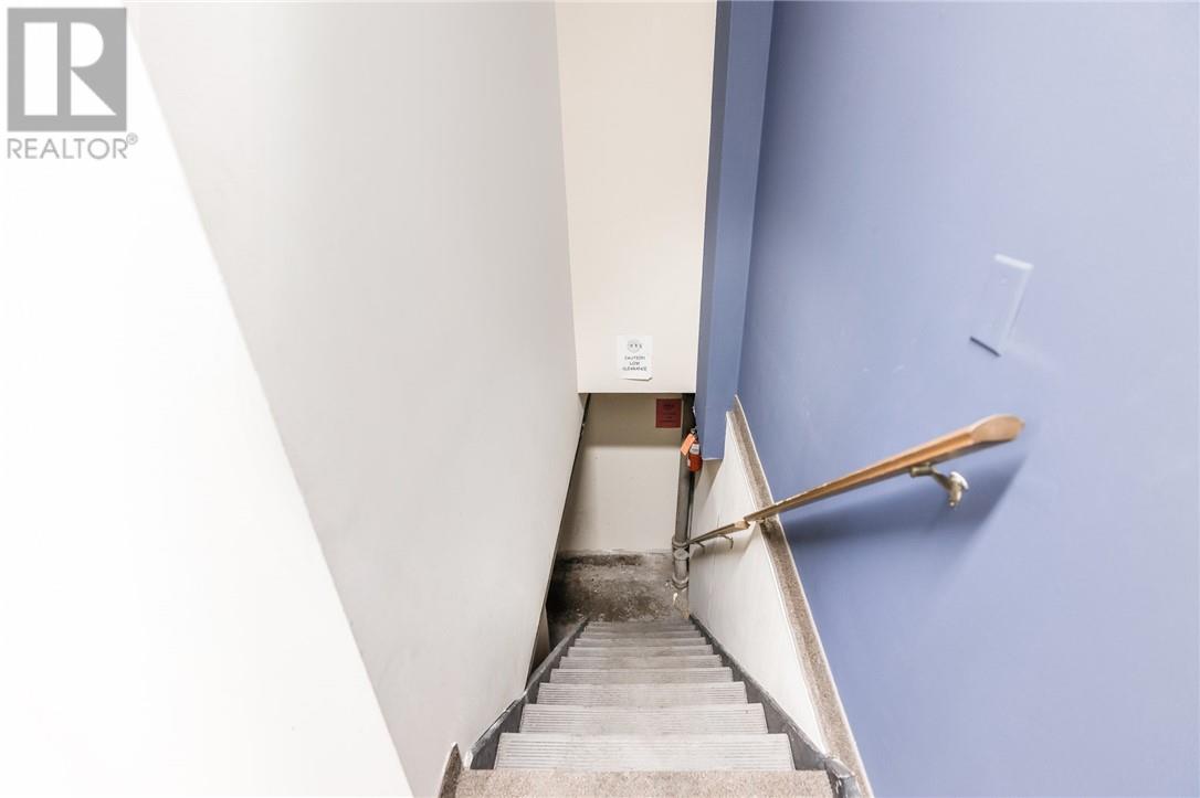 402 Frood Road, Sudbury, Ontario  P3C 4Z8 - Photo 32 - 2126338