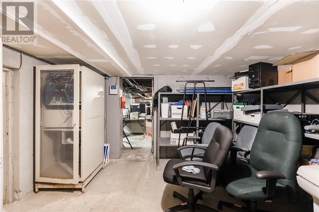 402 Frood Road, Sudbury, Ontario  P3C 4Z8 - Photo 38 - 2126338