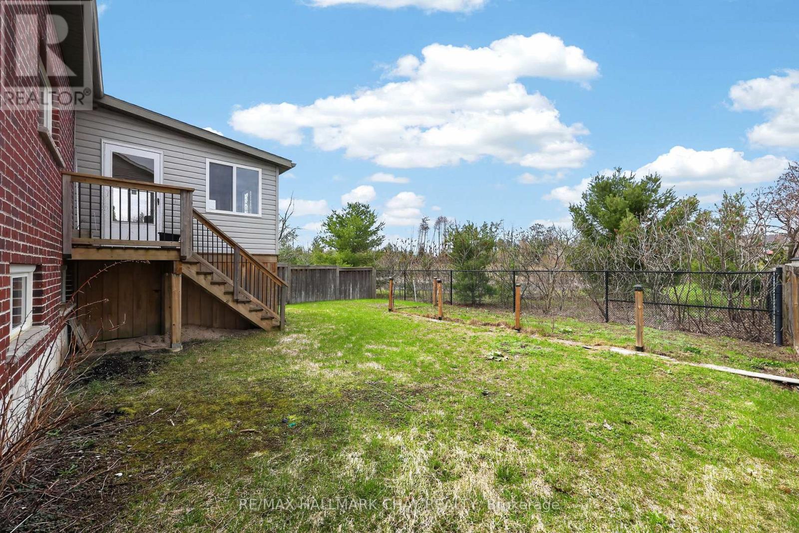 60 Brownley Lane, Essa, Ontario  L3W 0P9 - Photo 34 - N12996472