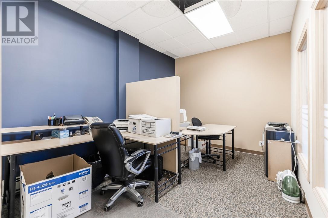 402 Frood Road, Sudbury, Ontario  P3C 4Z8 - Photo 14 - 2126342